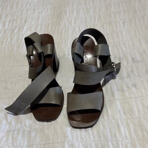 Boemos made in Italy  Leather Strappy Heeled Sandals - Gray